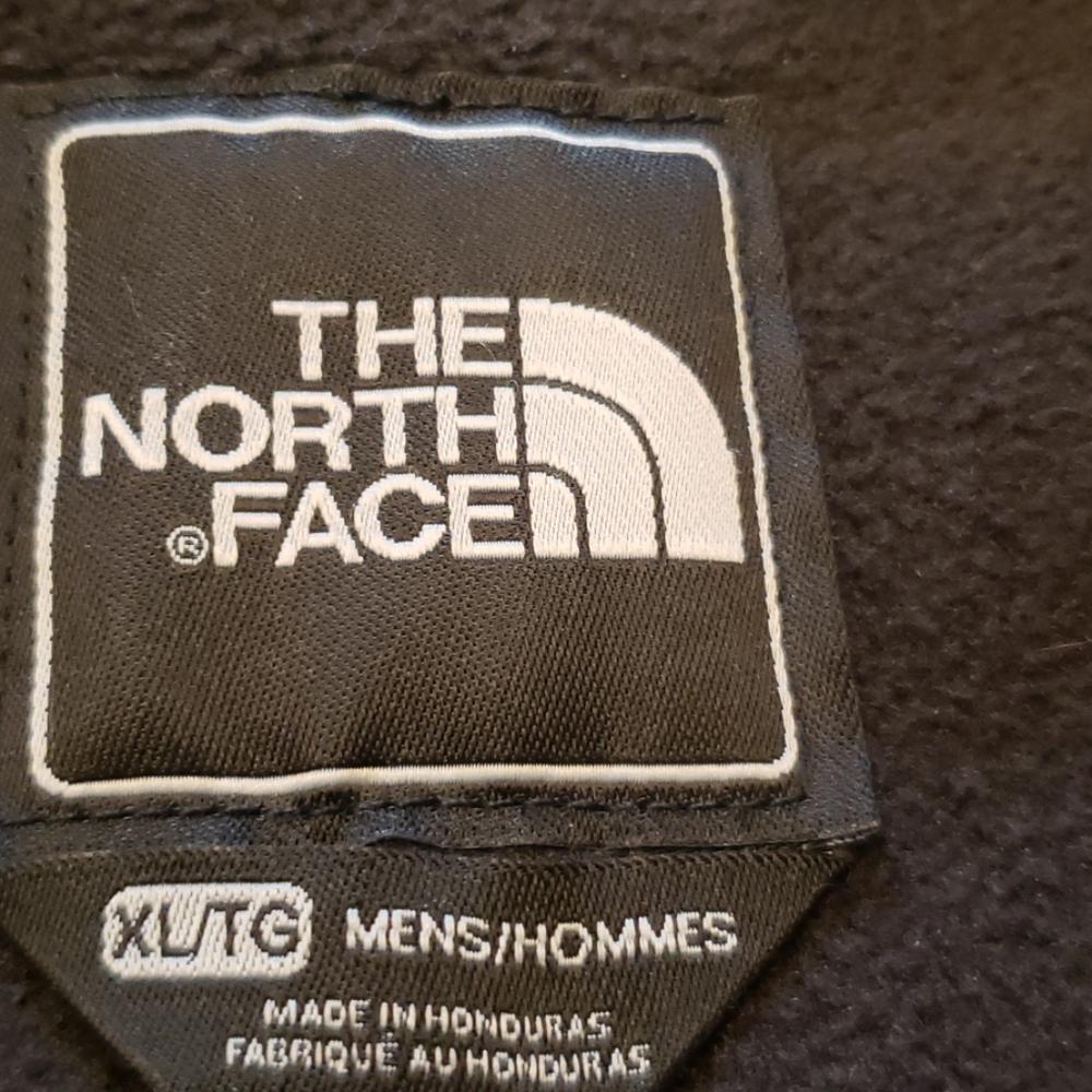 North Face jacket - Picture 3 of 6
